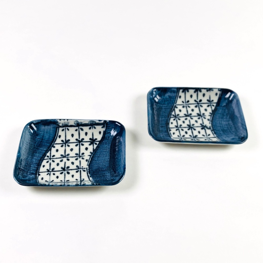 Pair of Soy Sauce - Hors D'Oeuvres Dishes
